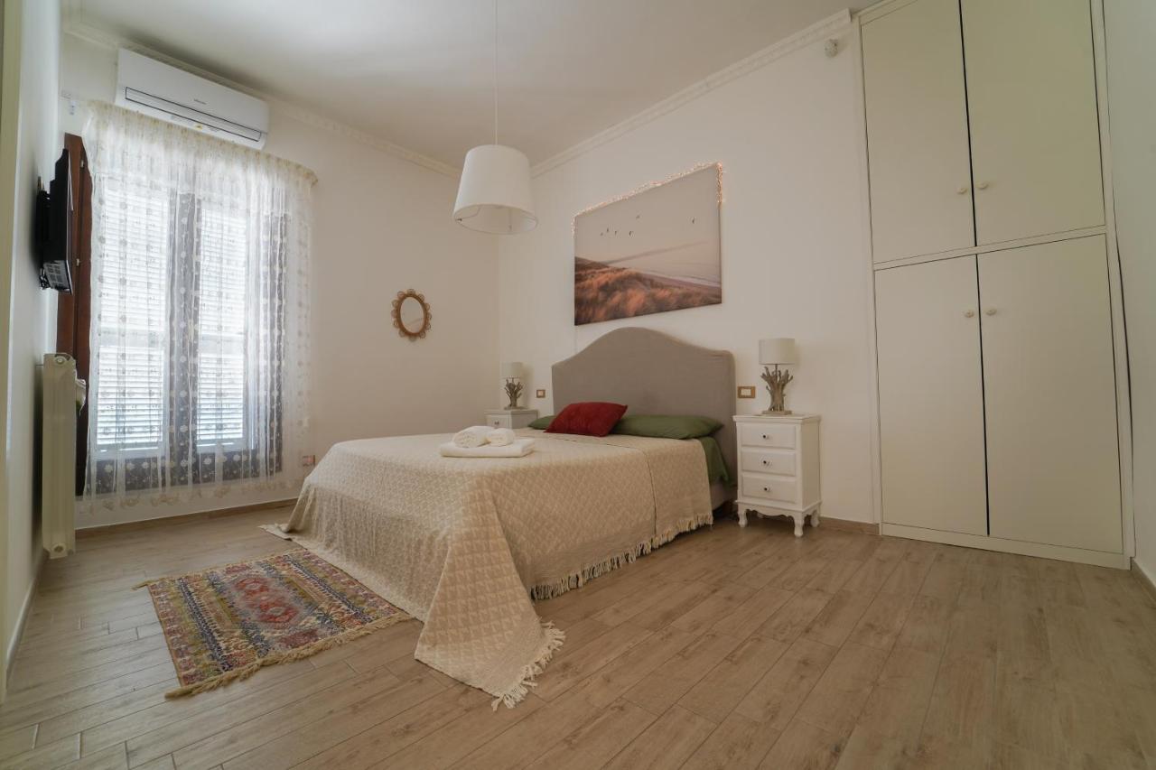Il Cortiletto Taranto Exterior foto